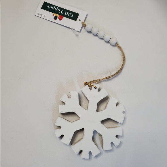 2 Pc New Target Bullseye Black Snowflake Sled & Beaded Gift Topper Tassel Decor - Picture 2 of 4